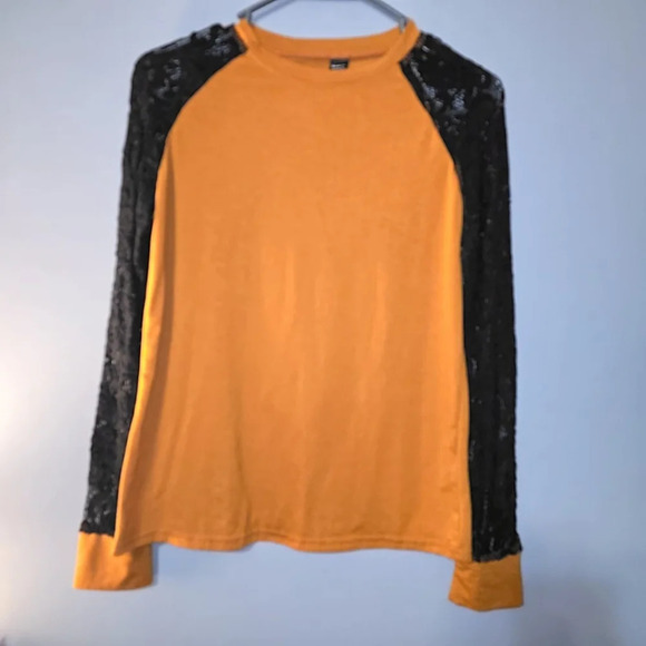 Bundle: 3 Long Sleeve Tees with Lace Sleeves - Extra Small - Picture 8 of 10